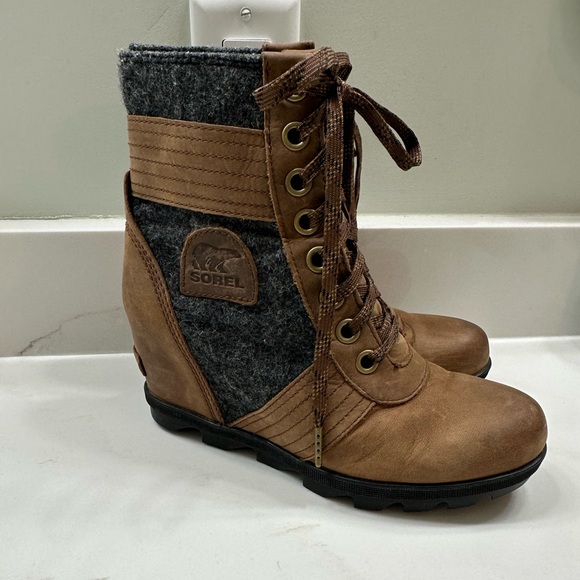 Sorel Women's Lexie Wedge Pieced Boots in tobacco Size 8 Ankle Waterproof - Picture 3 of 7